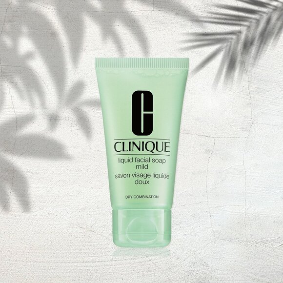 Clinique Liquid Facial Soap Mild Dry Combination 1oz/30ml - Picture 1 of 4
